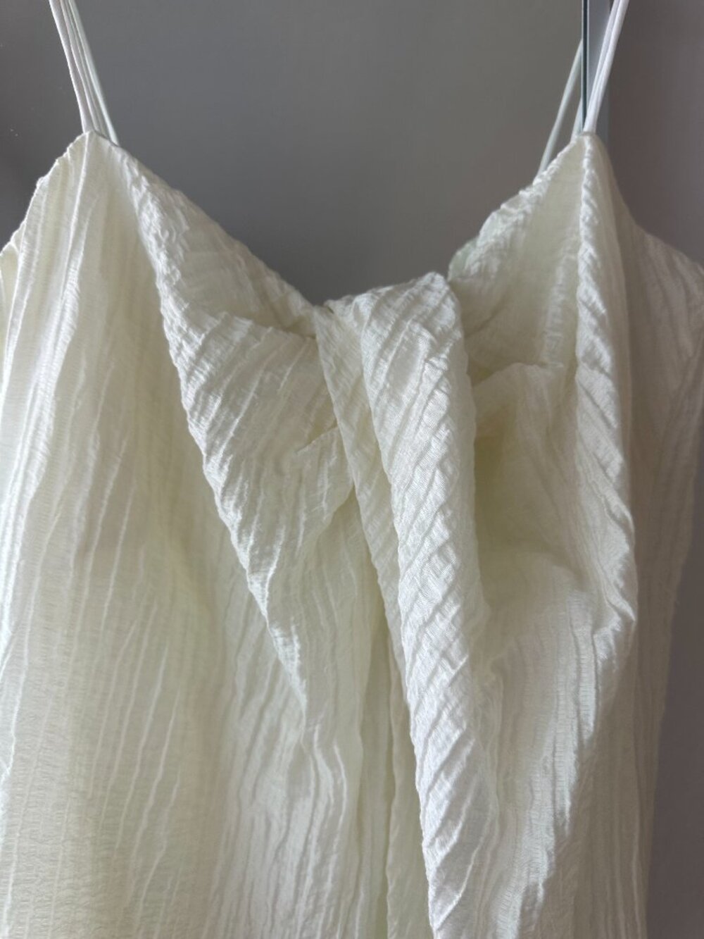 ESTHE Top Never Worn - Picture 4 of 6